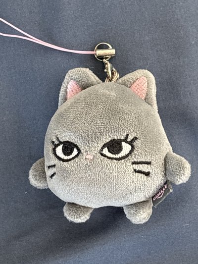 吉吊飾娃