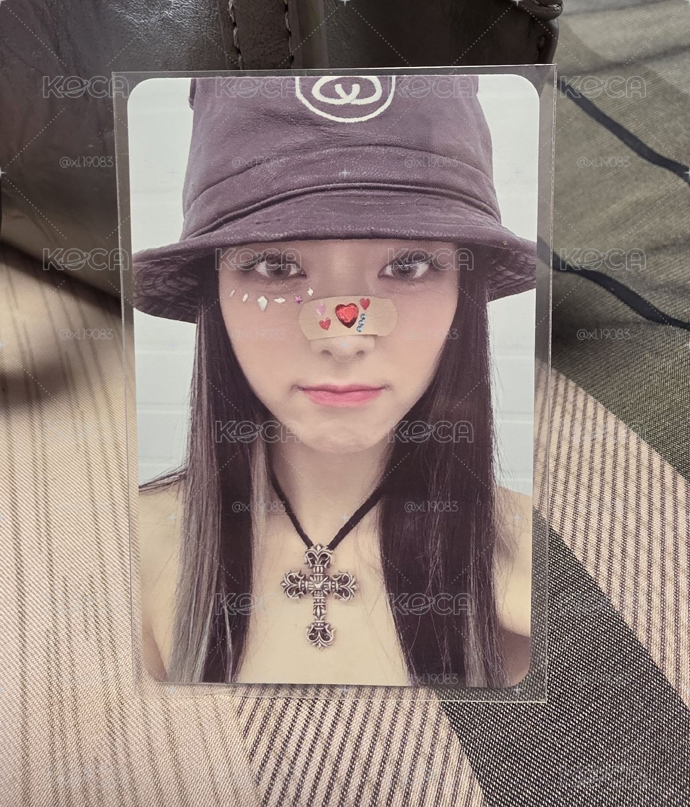 ITZY YUNA專卡