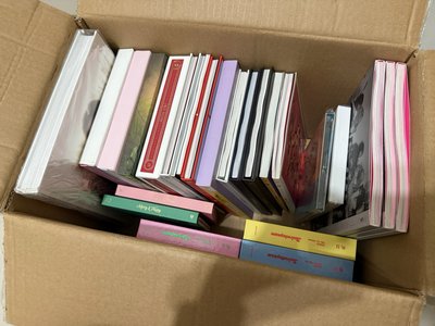 TWICE 專輯、寫真書等
