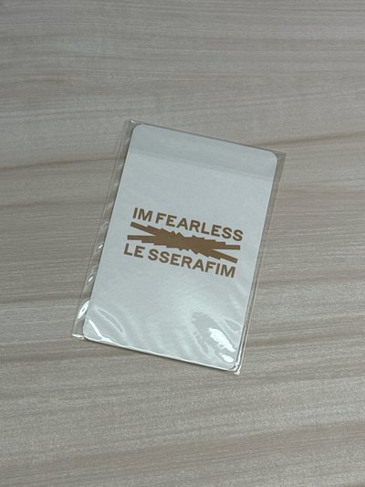 LE SSERAFIM ANTIFRAGILE K4特典閃卡 HUH YUNJIN 