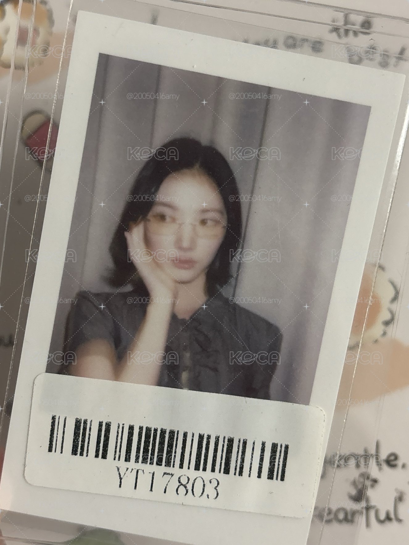 Jiwoo 拍立得
