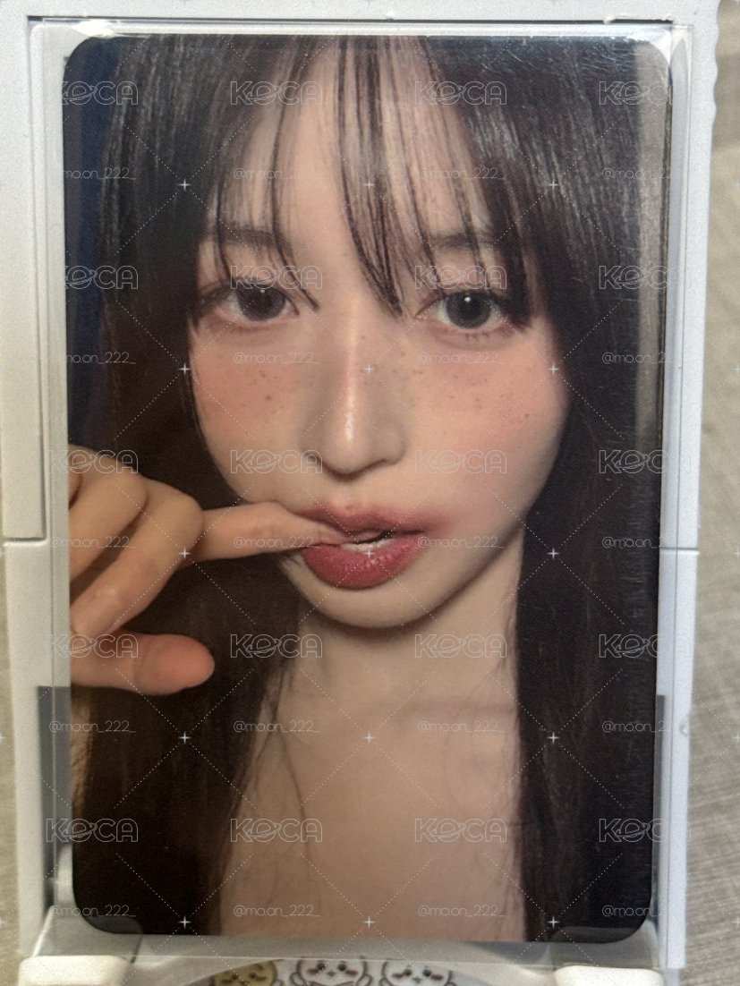 咬手手嫄
