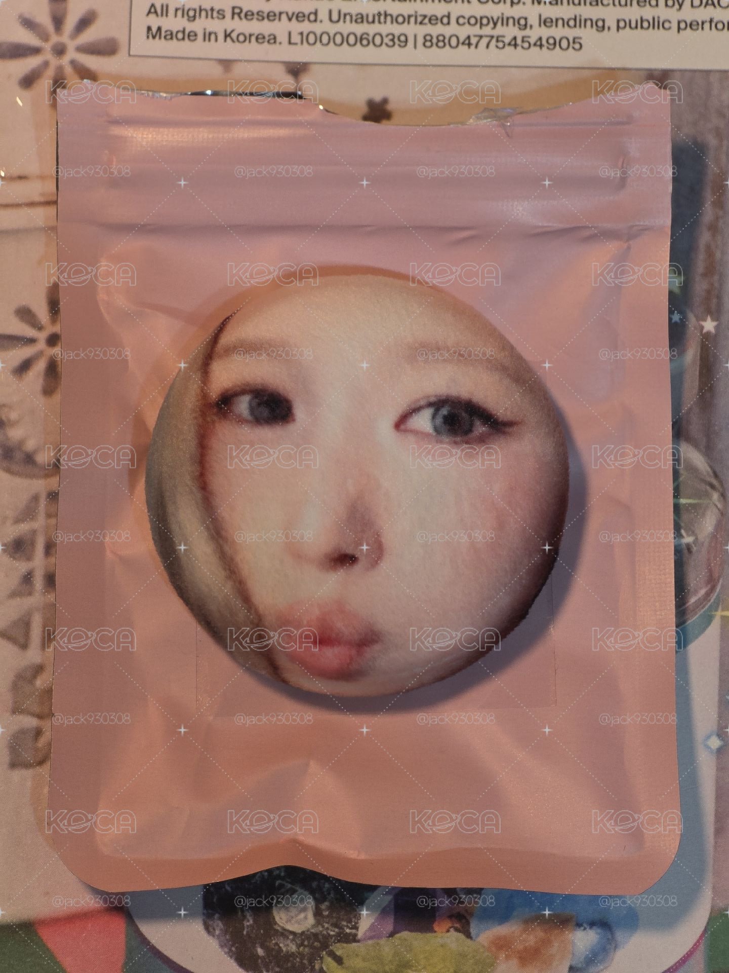 We made 逆應援 徽章 麵 有原袋
