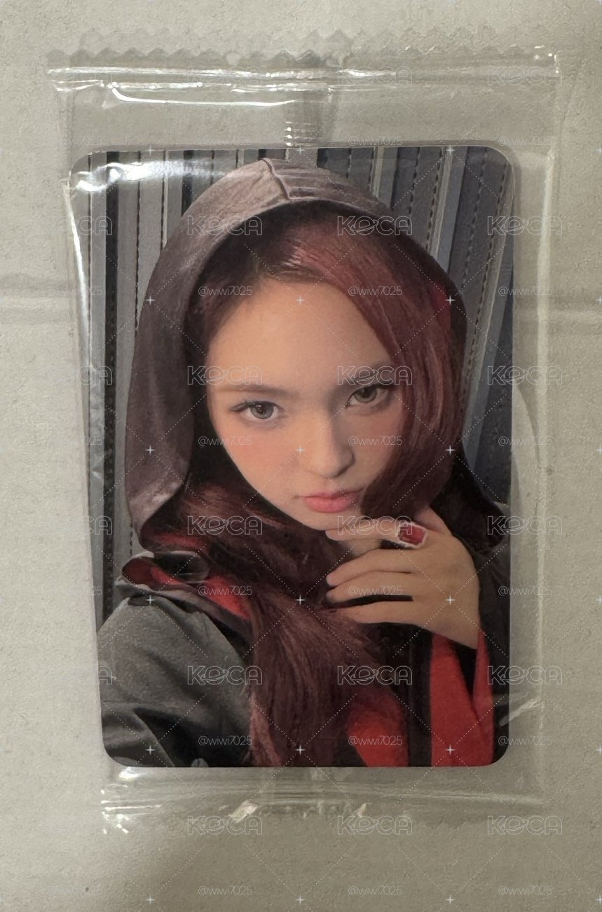 未拆原包裝 CHIQUITA 춤 (CHOOM) k4 2.0 預售C Ver. 特典卡 