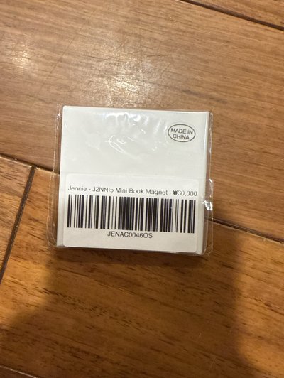 J2NNI5 迷你磁鐵書