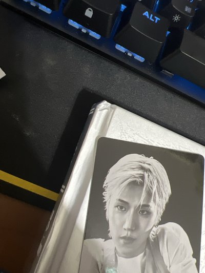 ✨雲鶴 美版親簽 全專