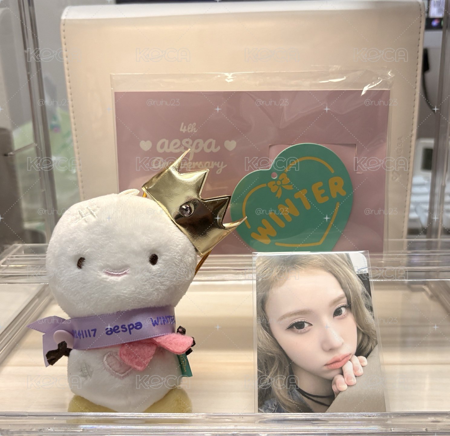冬天❄️娃+四周年皇冠吊飾（含卡