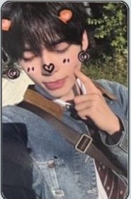 日專回帰LOVE SOLO盤 專輯卡 3.Silly Boy ver. (with PURIKURA Doodle)