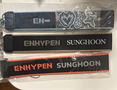 姓名牌吊飾