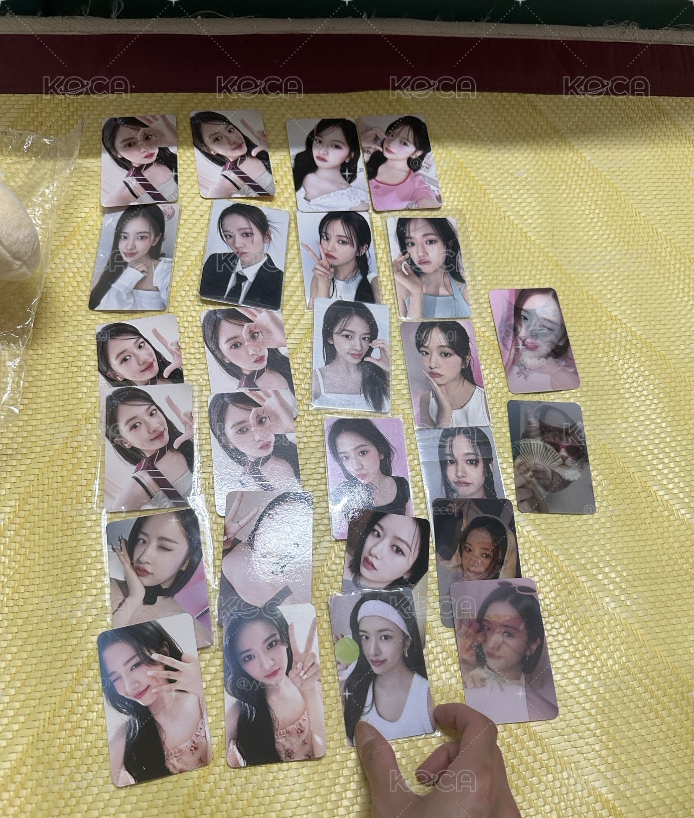 IU Last Fantasy 正規二輯+圖二俞真所有小卡 不拆售 不拆售