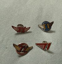 t1 logo徽章