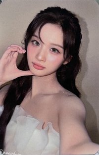 ETLEE 代言卡 香水卡