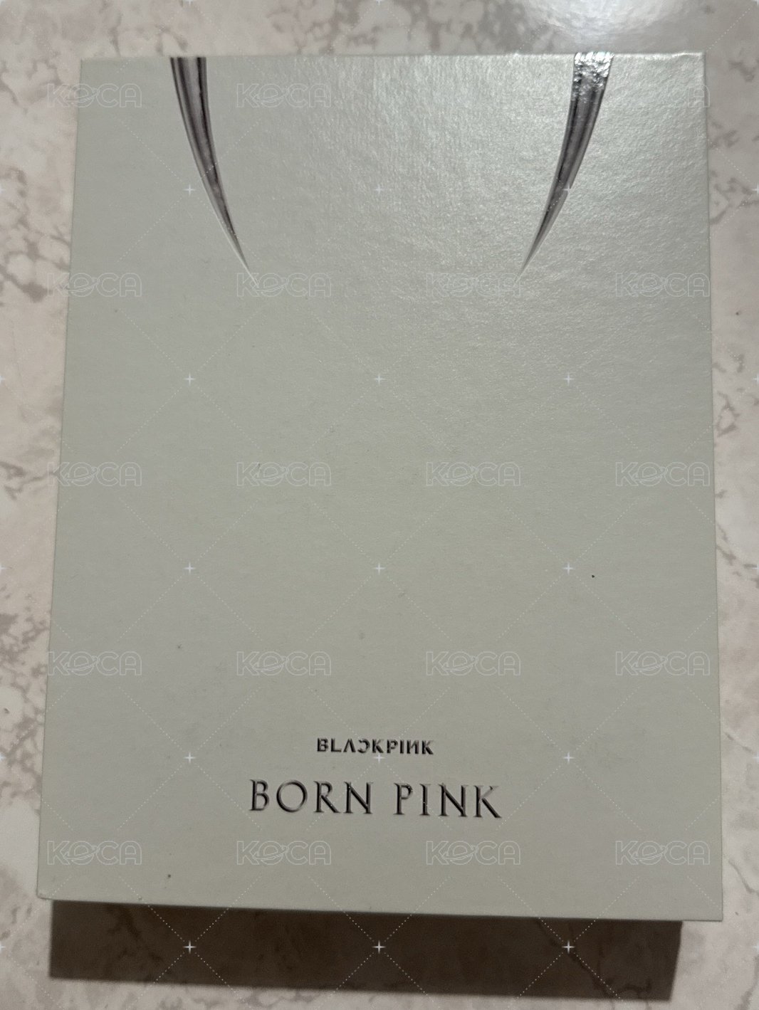 BORN PINK灰白