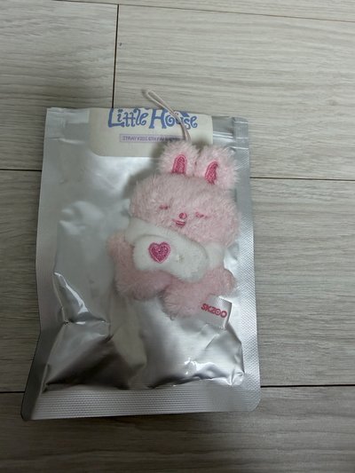 六期飯咪草莓娃-燦旻彬辰玟寅（一隻送一張滿額）