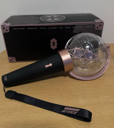 ATEEZ 一代手燈 LIGHTINY 1.0 
