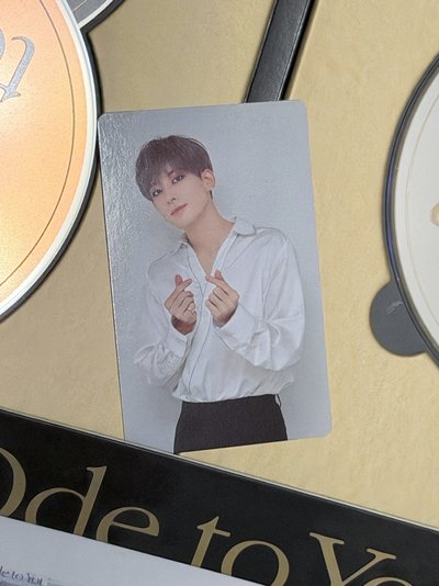 (現貨整圖出 一日左右寄出）seventeen Ode to you 19’OTY 回憶錄 DVD ver. 圓佑 小卡