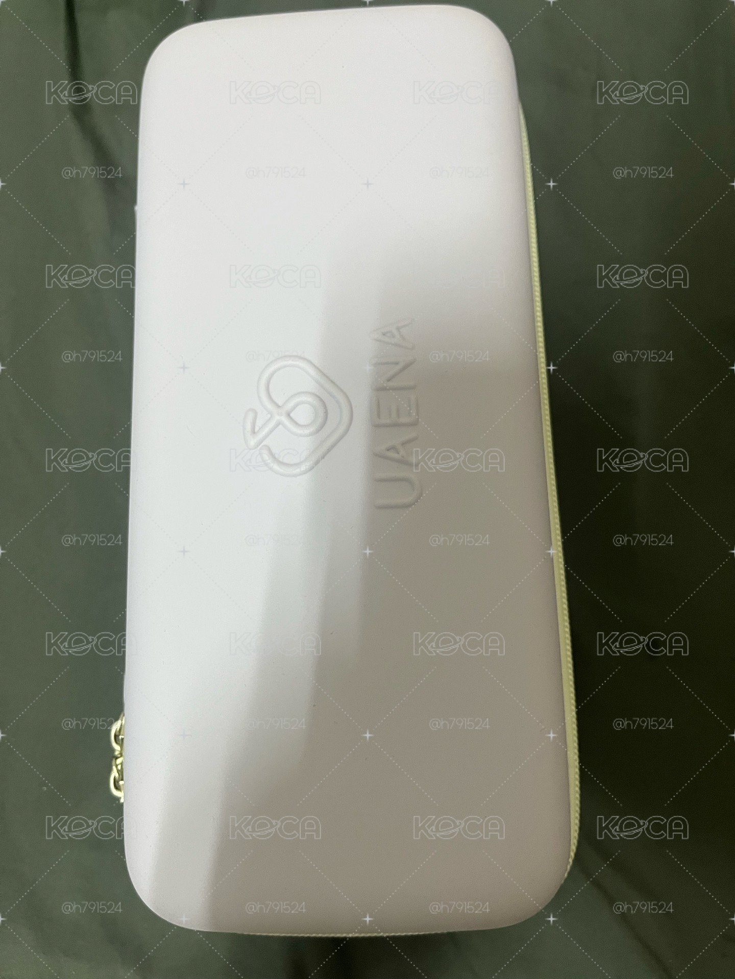 IU 李知恩 一代手燈包