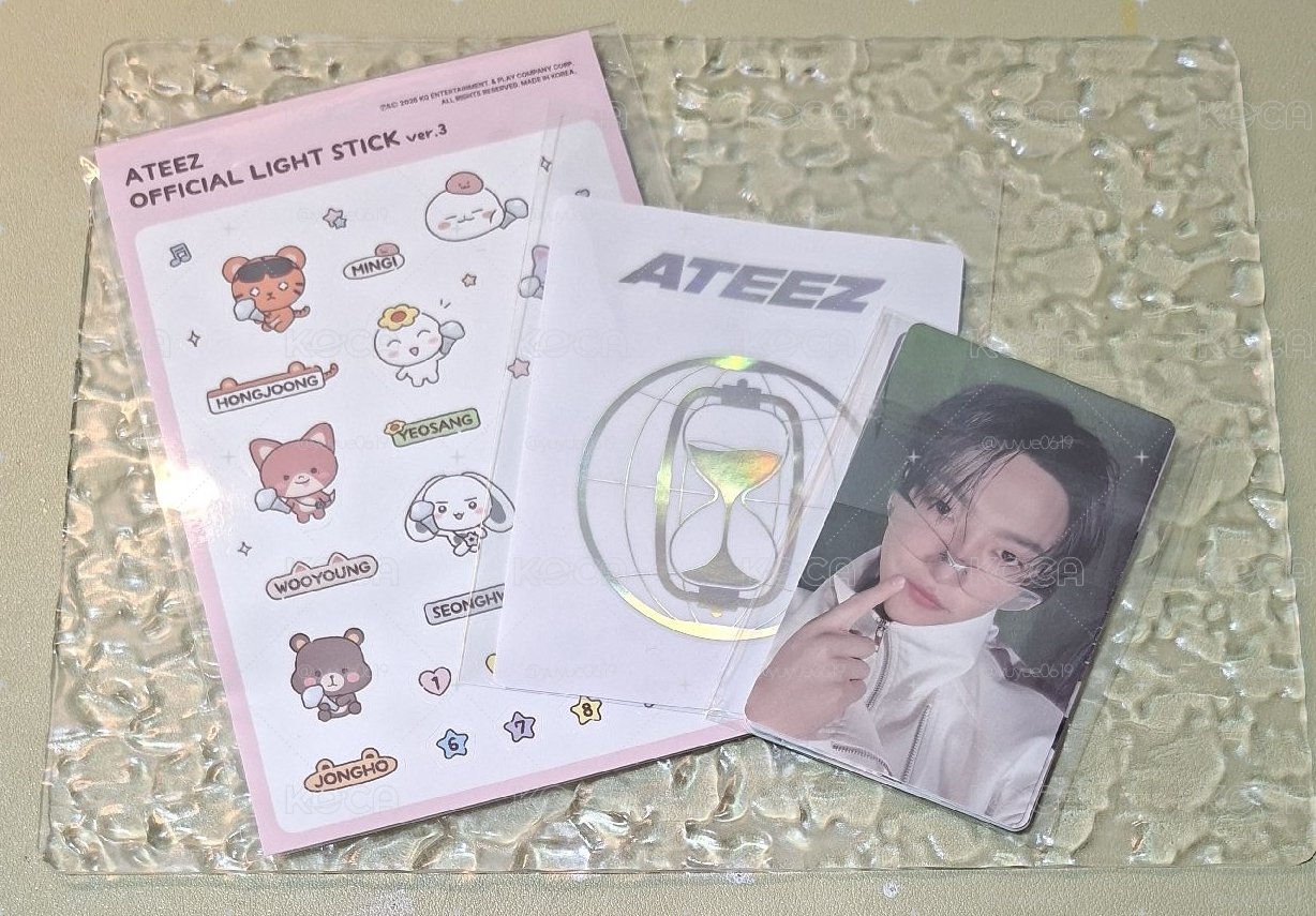 ateez手燈卡、內容物