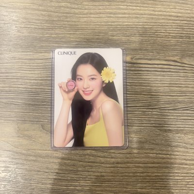 CLINIQUE 倩碧代言卡
