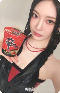 辛拉麵 代言卡 寧