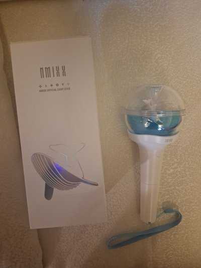 nmixx一代手燈 近全新