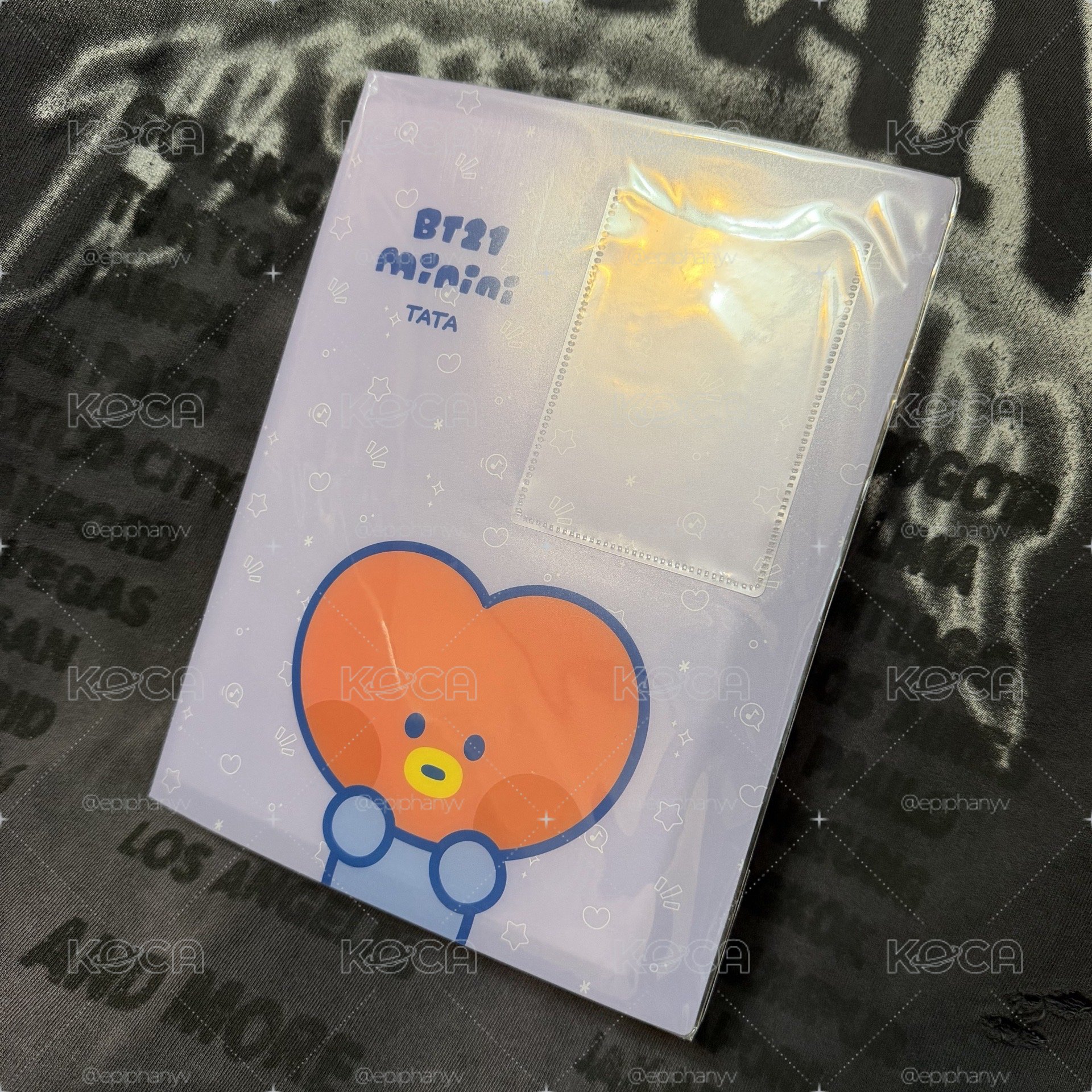 BT21 / 4格卡冊