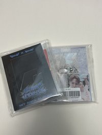 HYPE VIBES 特典（含雙人卡、吊飾）