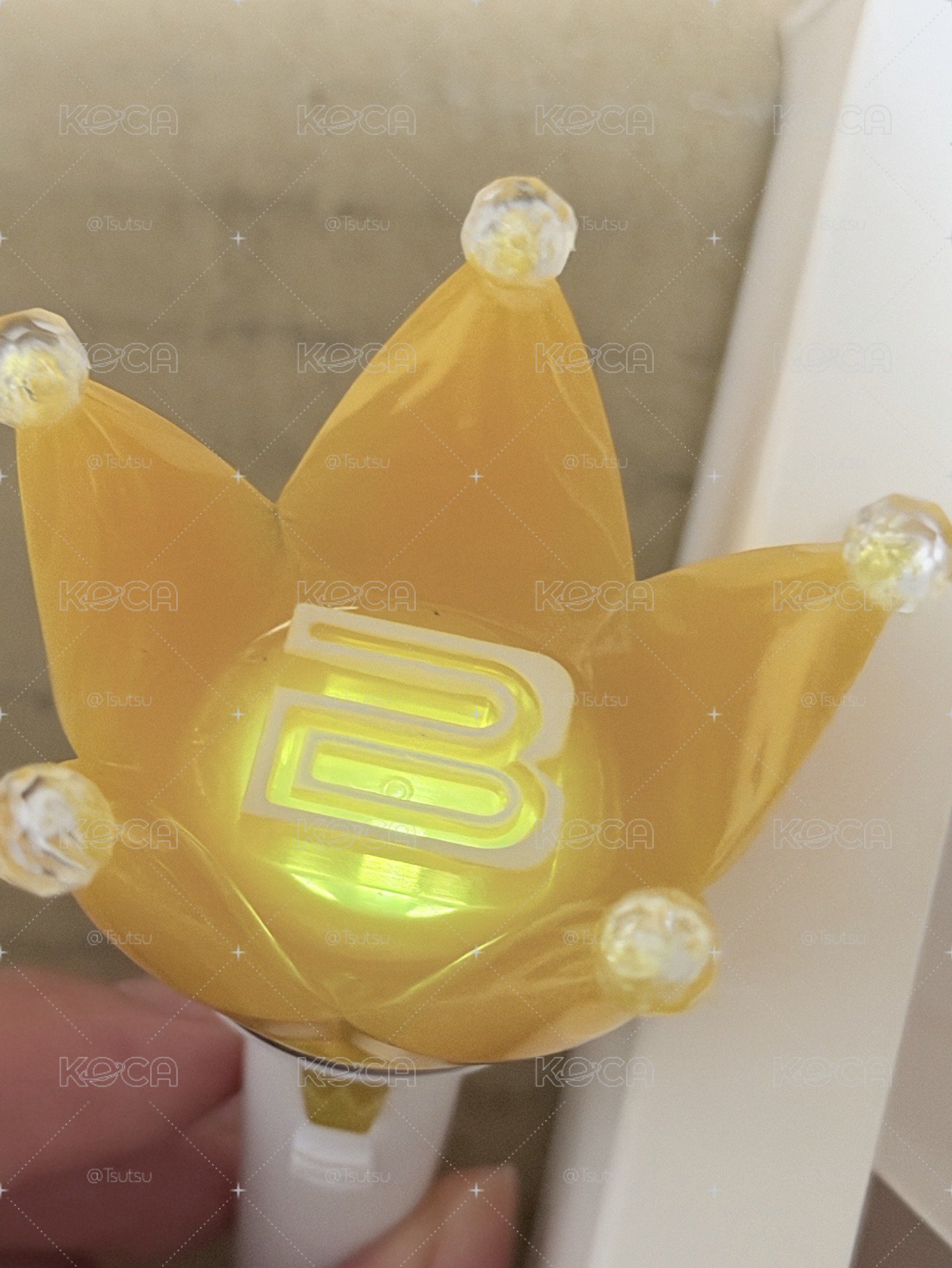 （現貨二手 兩支一起🤍👑🖤）BIGBANG YG 手燈周邊 小手燈鑰匙圈