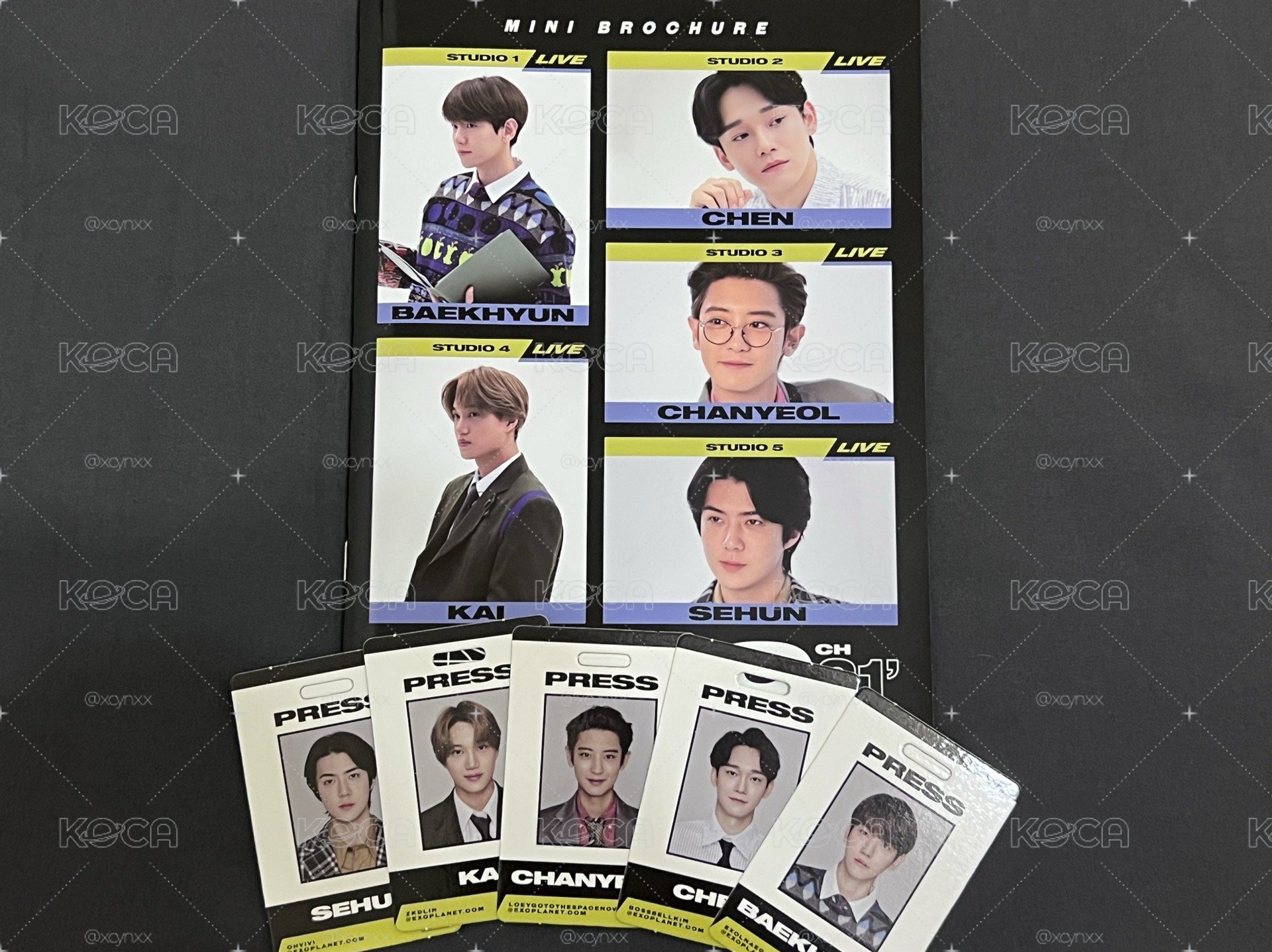 EXO 21年年曆 寫真+證件卡