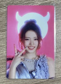 官拍專卡