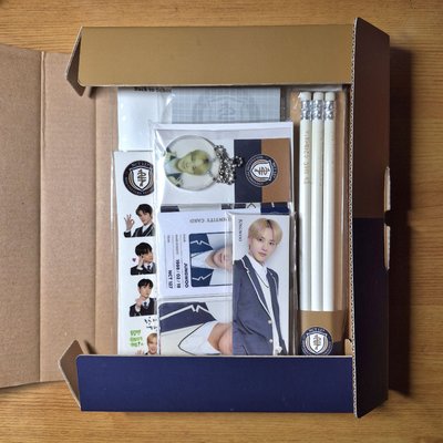 NCT 127 Back to school Jungwoo kit