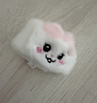 ITZY YUNA 手燈環