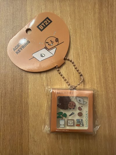 SHOOKY壓克力吊飾