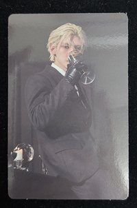 霸氣喝酒的馬爾濟斯