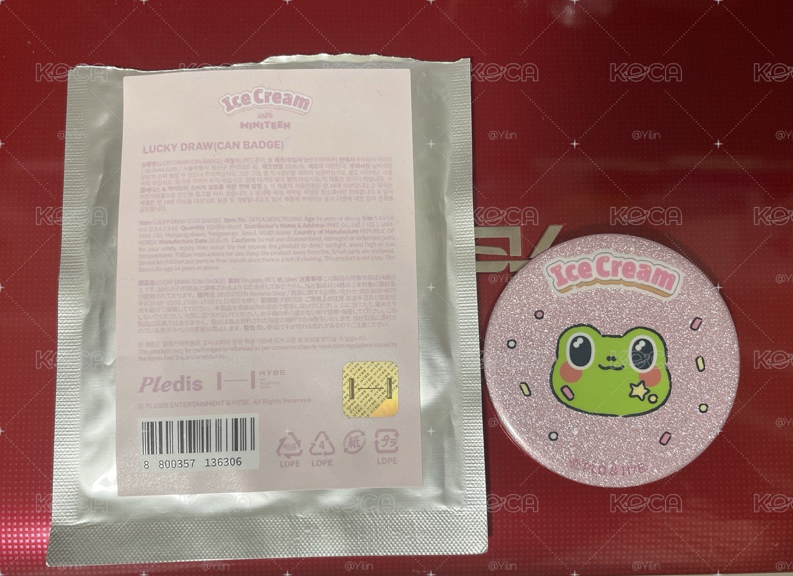 八 徽章