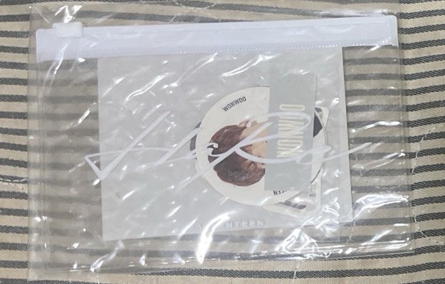 SEVENTEEN 21‘FM HARE 貼紙 圓 全新