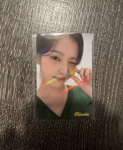 IU 代言小卡