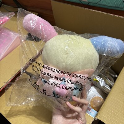 香港 三麗鷗 花小兔 娃娃