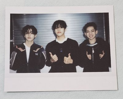 TREASURE 2025 SEASON’S GREETINGS 年曆卡 