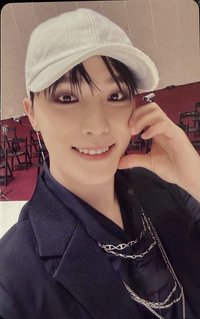精選專 yzy F 簽售卡 