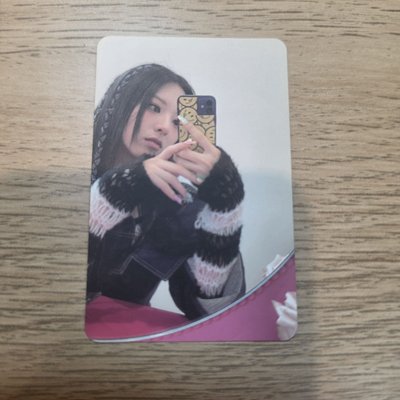 itzy 有娜 專卡