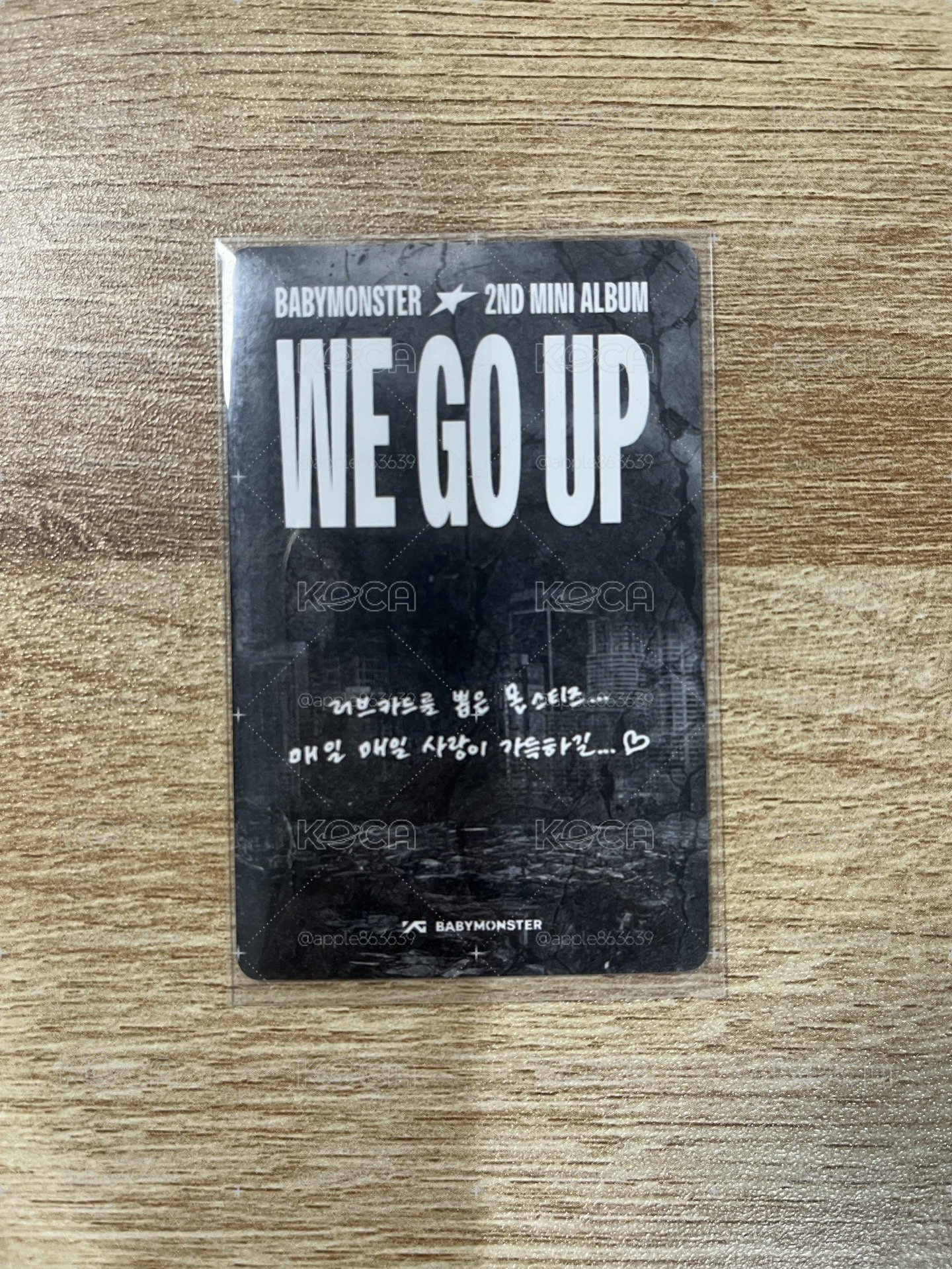 WE GO UP yg 快閃店手寫卡角