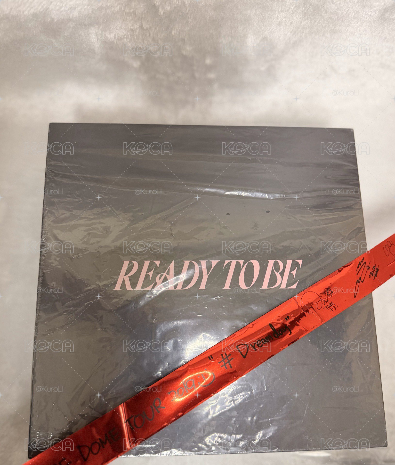 絕版稀有收藏！TWICE五巡READY TO BE VIP限定禮盒 ＋ 2019日本巨蛋巡演Dreamday演唱會彩帶