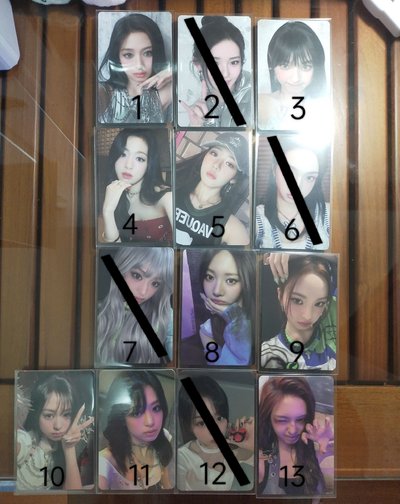 BABYMONSTER 小卡