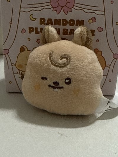 徽章麵娃