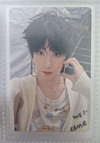 臉頰比心N