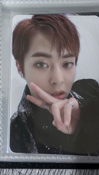 LOVE SHOT