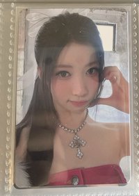 單封自拍臉頰愛心