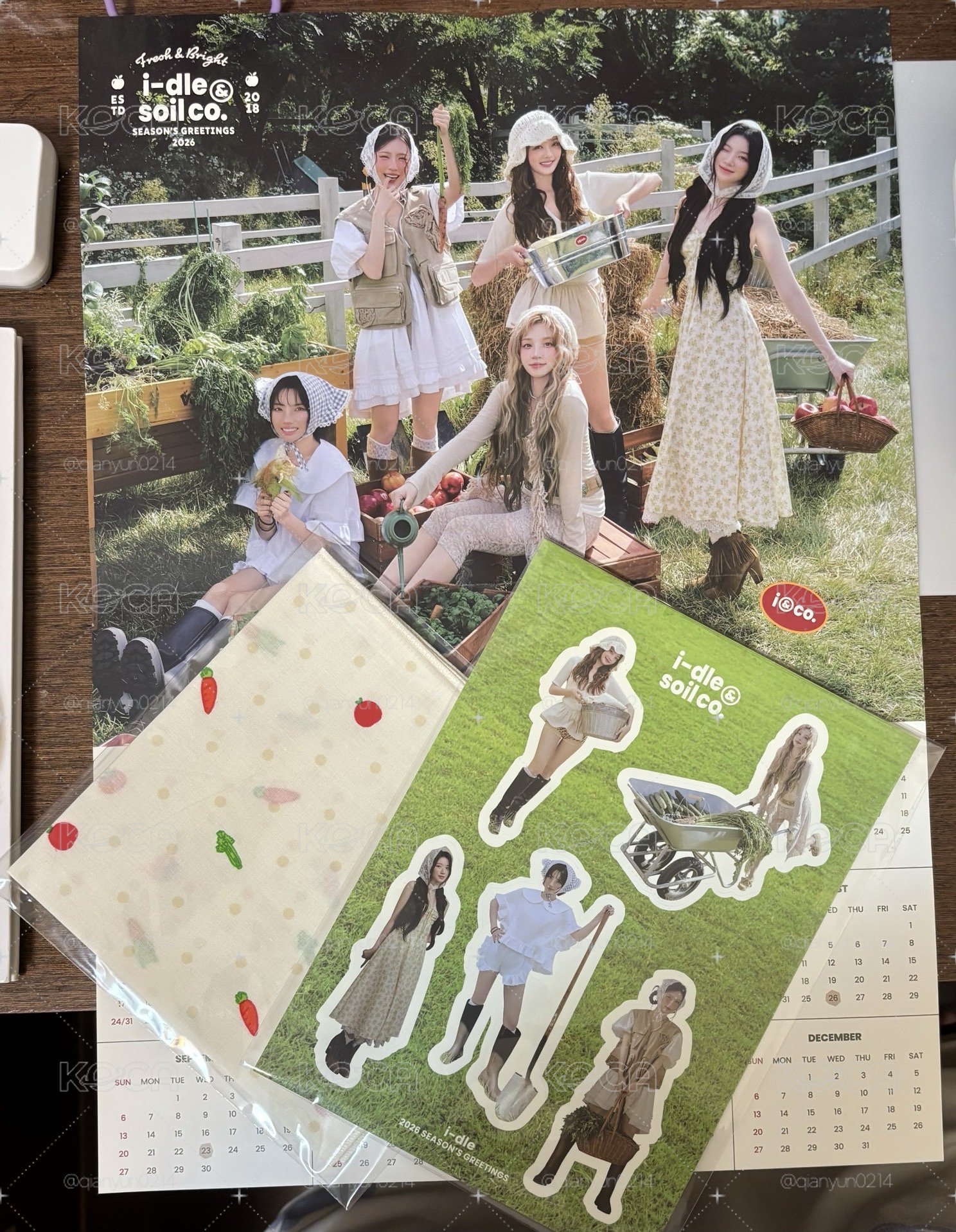 2026 season’s greetings (折疊小年曆+頭巾+貼紙）