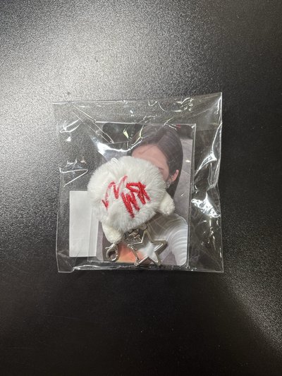 2026-27世巡 絨毛 鑰匙圈吊飾 (白)